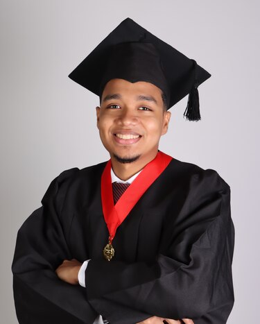 La Universidad de Panamá presenta a los graduados de su Facultad de Derecho y Ciencias Políticas