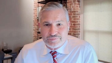 Emmanuel Macron presentará ‘pruebas científicas’ ante un tribunal de Estados Unidos para demostrar que su esposa, Brigitte, es mujer