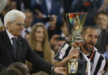 Juventus conquista su décima Copa y aspira al triplete
