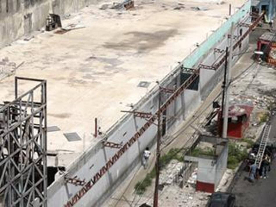 Familia de policía chileno muerto critica falta de respuesta