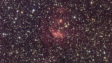 La espectacular imagen captada por un telescopio que muestra 60 millones de estrellas a la vez en la Vía Láctea