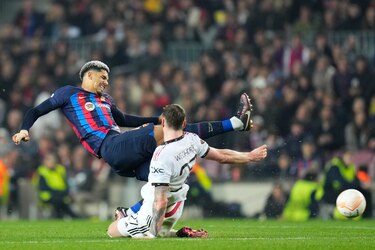 Barcelona y Manchester United empatan 2-2, el pase se definirá en Old Trafford