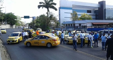 Nueva protesta de taxistas panameños en contra de Uber