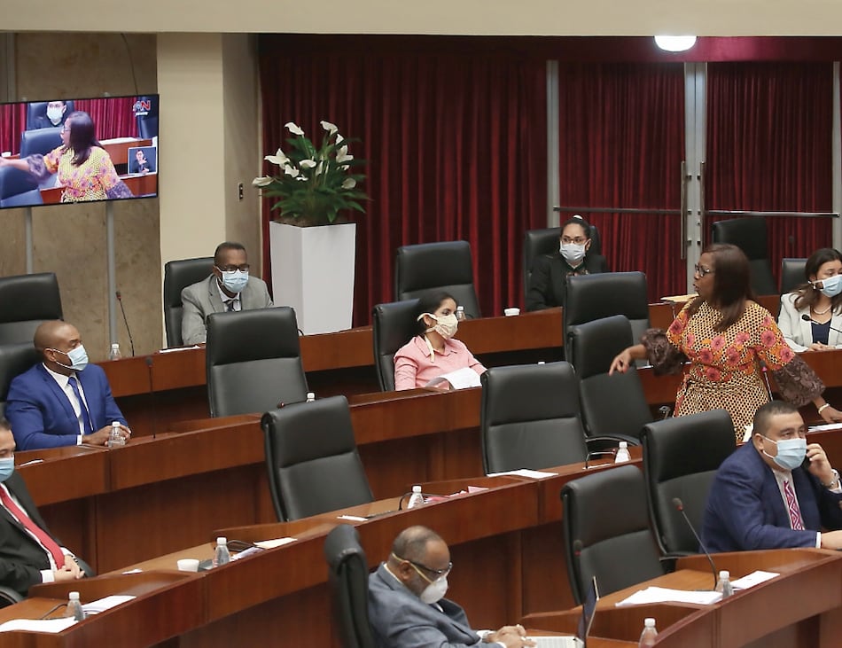 Tres procesos por la disputa Salazar-Harding