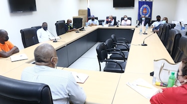 Hasta el 31 de julio la ATTT extiende la medida de circulación de par y non para los taxis