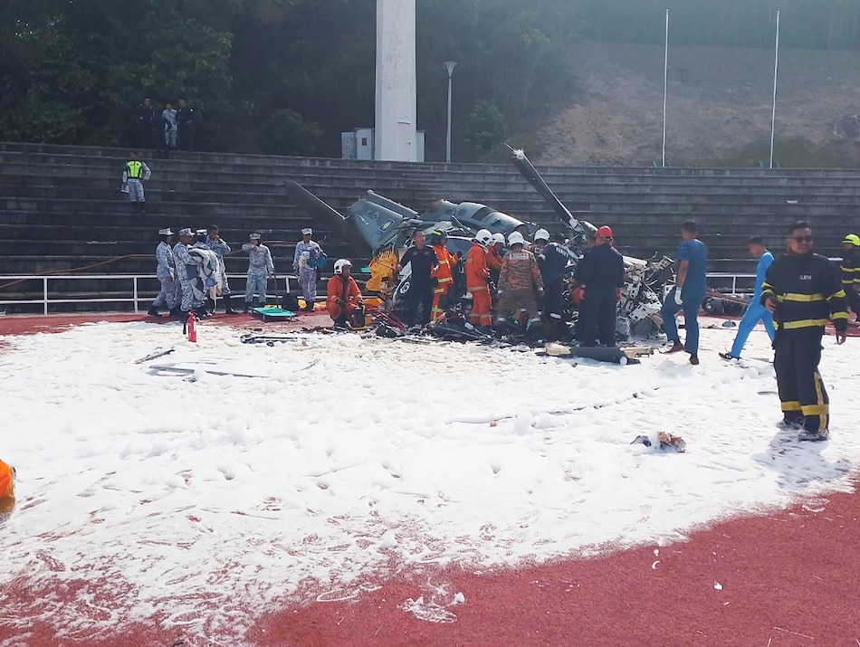 Diez fallecidos por el choque de dos helicópteros de la Marina de Malasia