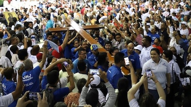 Panamá se despide de los símbolos de la JMJ que serán llevados a Roma