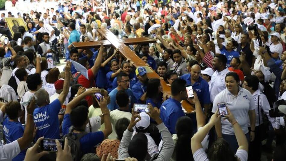 Panamá se despide de los símbolos de la JMJ que serán llevados a Roma