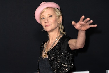 Investigan si la actriz Anne Heche conducía bajo los efectos de las drogas