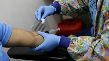 Urgen campañas de prevención del VIH y educación sexual