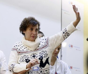 Española contagiada de ébola abandona el hospital tras un mes internada