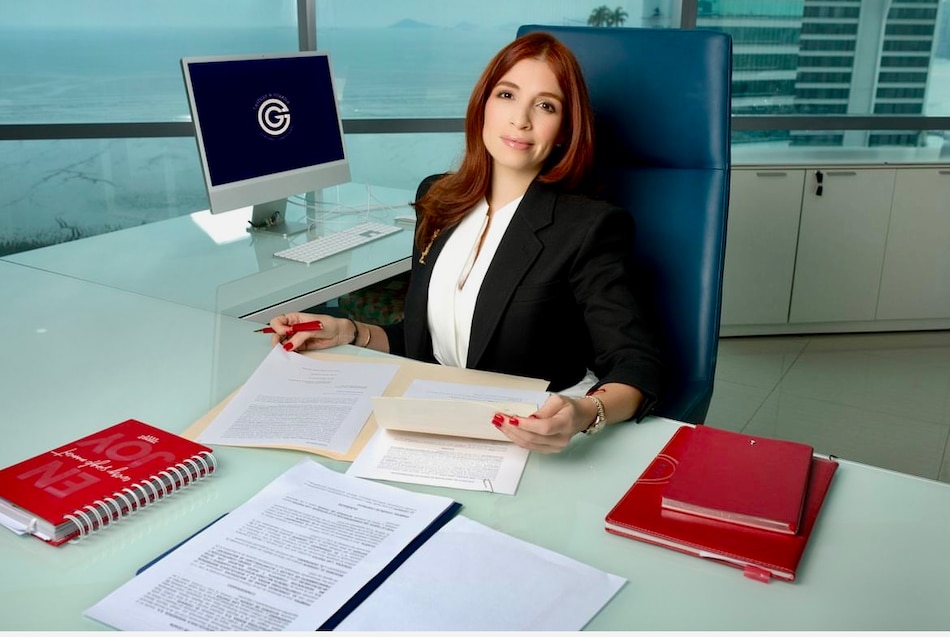 La fascinante historia de la exfuncionaria millonaria