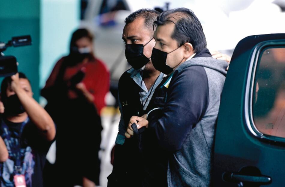 Leonardo Labrador lloró en la audiencia y contó que durmió en el piso