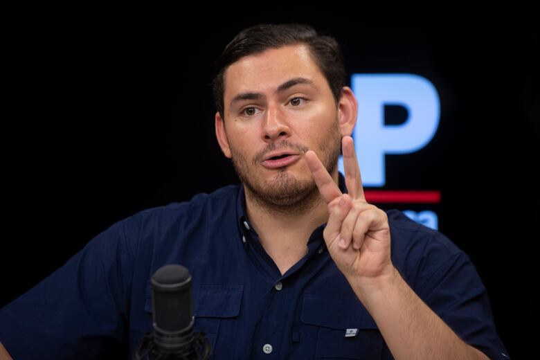 Juan Diego Vásquez sobre la presidenta de la Asamblea: ‘no puede desmontar un sistema al que ella pertenece’