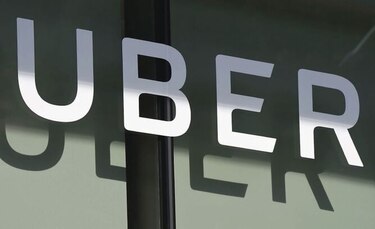 Uber pierde más de $5 mil millones y cae en la bolsa