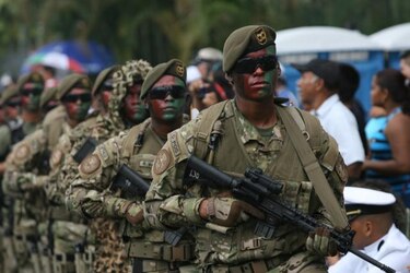 Funcionarios de ministerios no desfilarán en fechas patrias