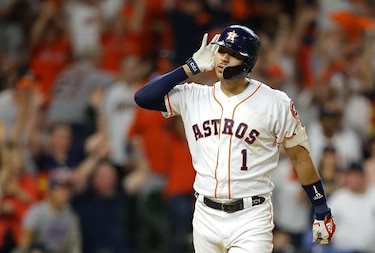Beisbolista puertorriqueño Carlos Correa dona equipo médico para Covid-19