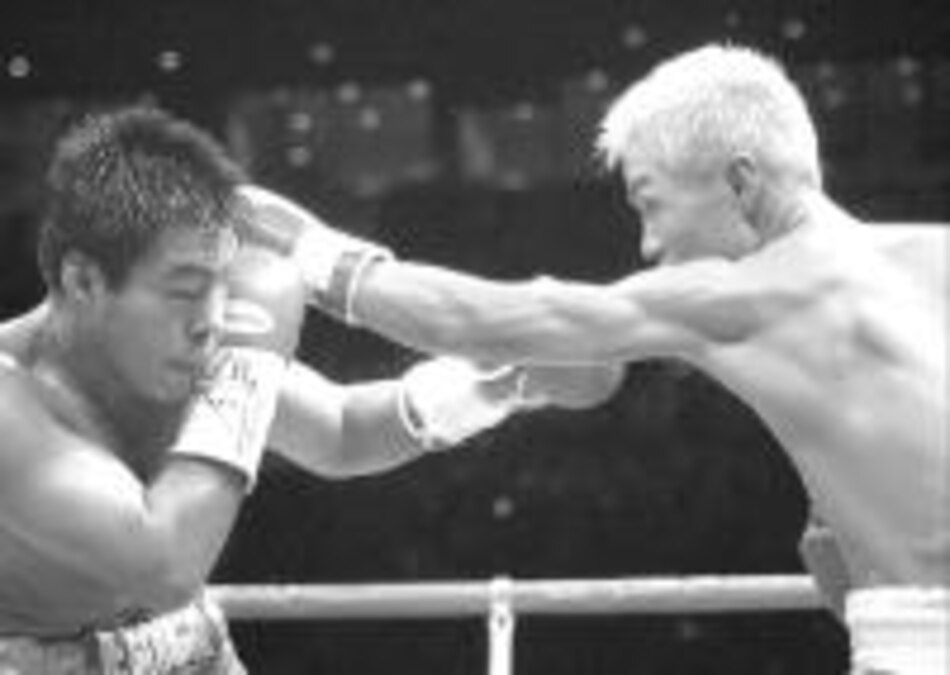 Tokuyama retiene su título por nocáut técnico