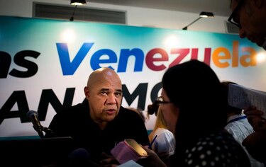 La MUD insiste en que actas dan 112 diputados definitivos para la oposición