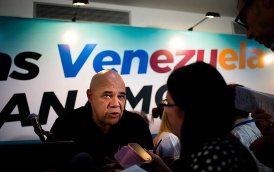 La MUD insiste en que actas dan 112 diputados definitivos para la oposición