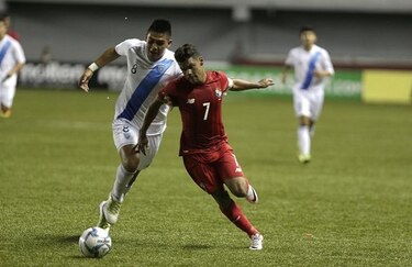 Guatemala derrota con un penal a Panamá