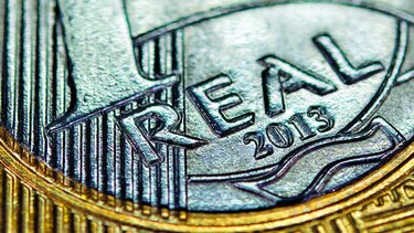 Brasil seguirá con recortes