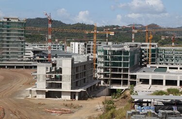 La Ciudad de la Salud, una obra de la CSS sin equipo ni personal