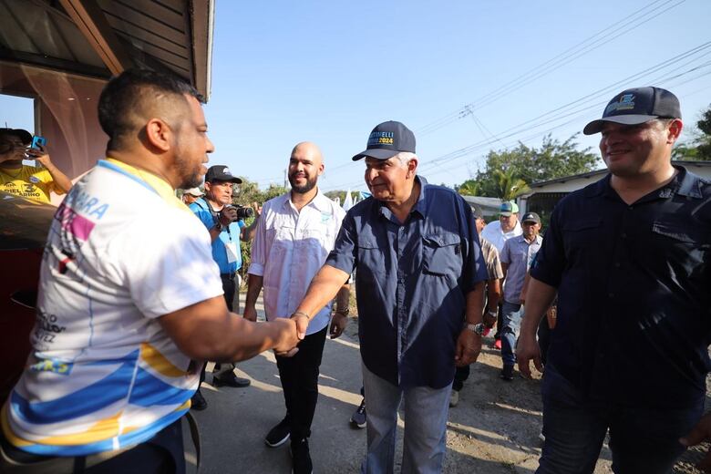 Cinco magistrados de vacaciones o fuera del país, la justicia espera