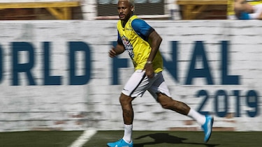 Neymar estará el lunes con el PSG, asegura su agencia de prensa