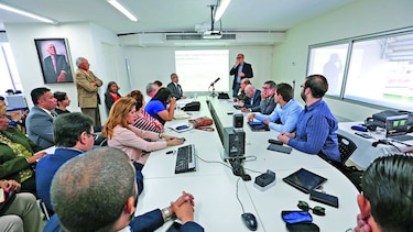 Financiamiento electoral público o privado, dilema de campaña