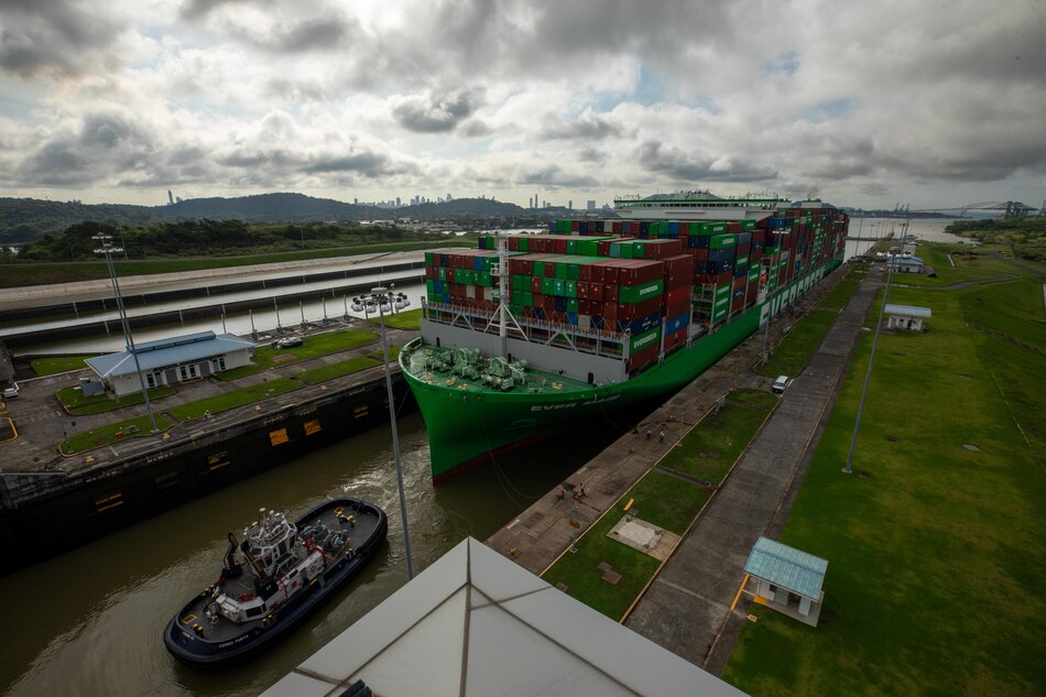 El Canal de Panamá prevé un ajuste de tarifas después de septiembre de 2026