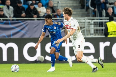 César Blackman y Cristian Martínez ven acción en la derrota del Slovan Bratislava ante el Stuttgart