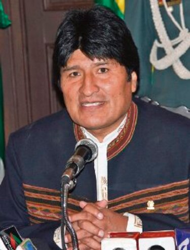Bolivia inaugura primera planta eólica