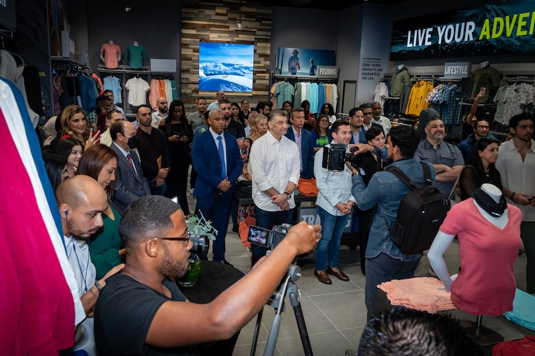 US Brand, Eddie Bauer abre su primera tienda en la ciudad de Panamá