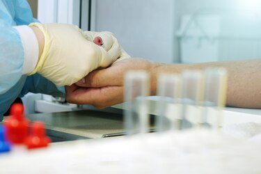 Trabajo de prevención del VIH, a medias por falta de refrendo de la Contraloría a contratos