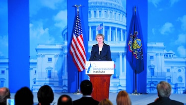 Theresa May quiere liderar el mundo junto con Trump