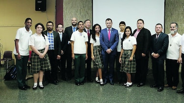 CWP comparte jornada con estudiantes salesianos