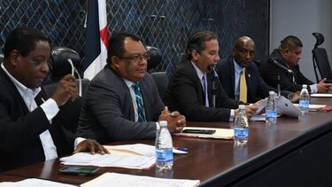 Comisión legislativa rechaza 'por lesivo' el proyecto de ley del contrato con Minera Panamá