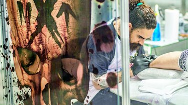 La muerte, la heroína de los tatuajes