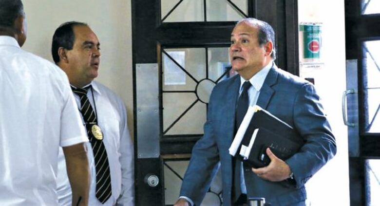 Expresidente Martinelli insiste en que Corte decline competencia