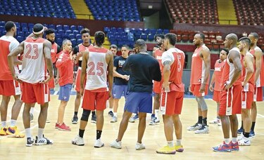 Panamá busca hoy la victoria ante México
