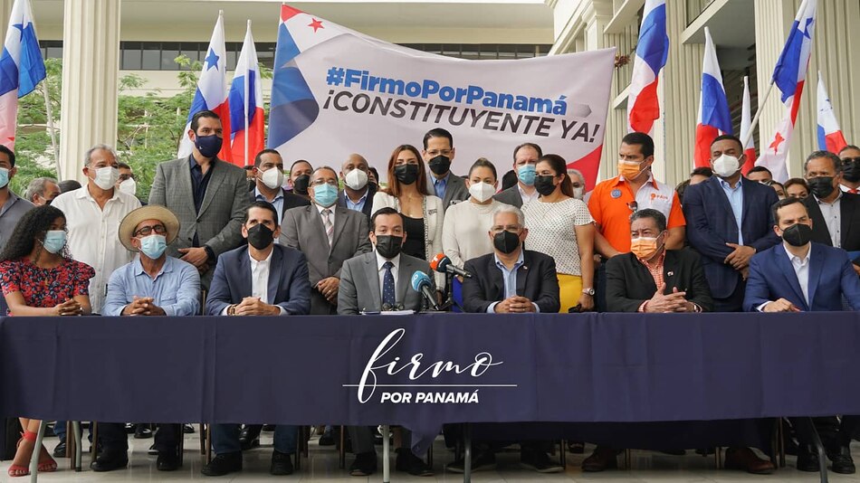 TE reconoce iniciativa del grupo Firmo Por Panamá