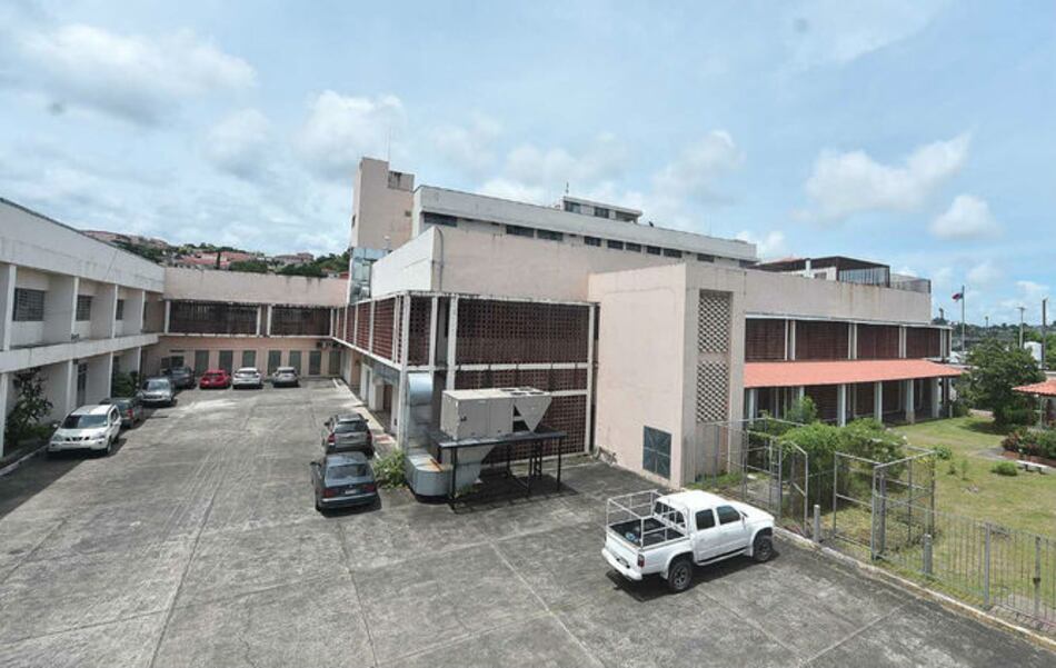 Ordenan cierre temporal del Hospital San Miguel Arcángel por contaminación