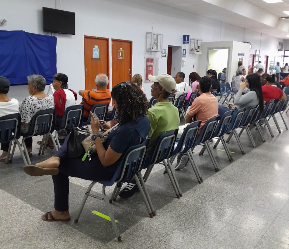 Asegurados asisten con normalidad a sus citas en las policlínicas y Ulaps