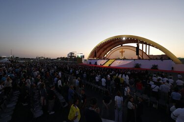 El papa León XIV advierte sobre los algoritmos de las redes sociales: ‘Nos dicen a quién debemos amar y qué pensar’
