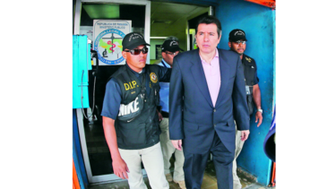 Poma, intermediario de Moncada Luna