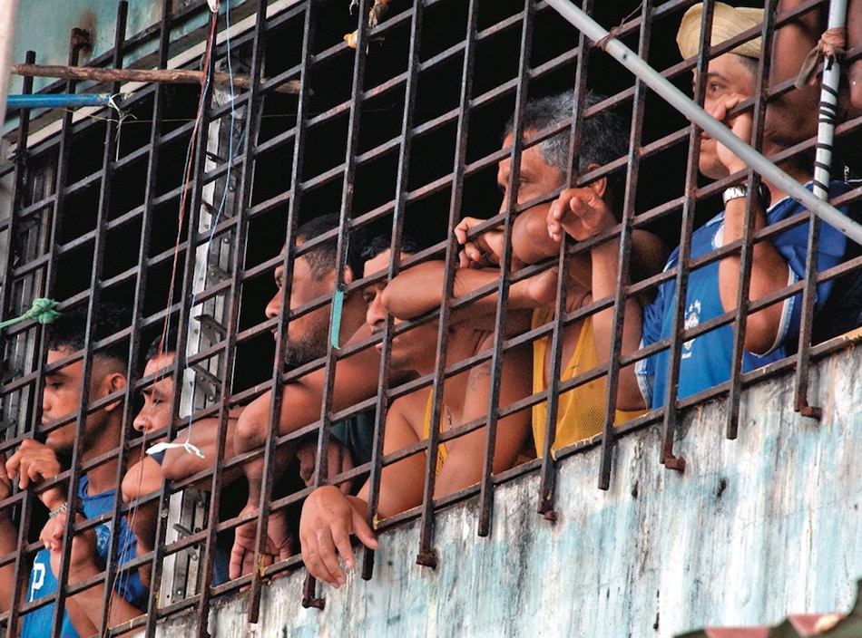 Virus en la celda; el doble castigo de los detenidos