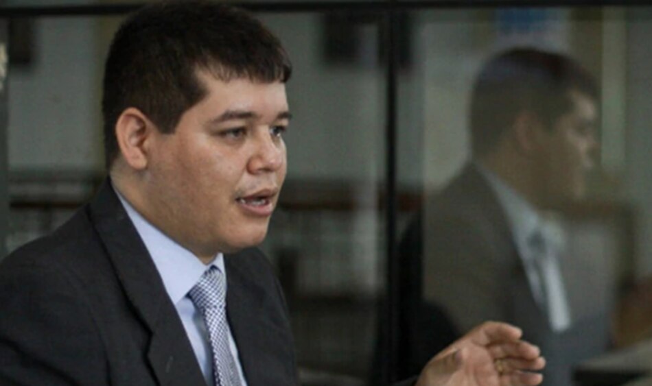 Magistrado venezolano desertó para cooperar con justicia de EU