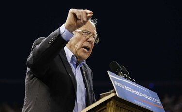 Sanders sorprende a Clinton en Oregón, pero empatan en Kentucky