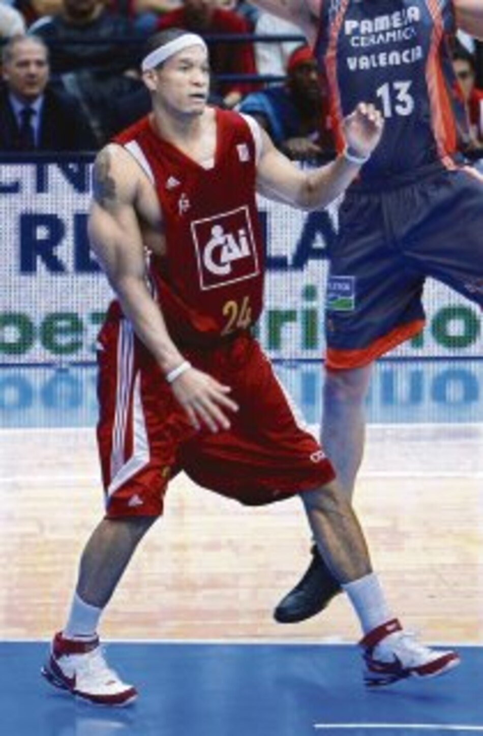 Garcés firma dobles dígitos